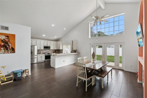 Villa ou maison à vendre à Orlando, Floride: 4 chambres, 236.99 m2 № 2283755 - photo 17