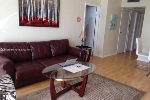 Condo in Aventura, Florida, 1 bedroom  № 2056861 - photo 11