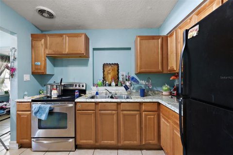 House in Orlando, Florida 3 bedrooms, 110.09 sq.m. № 1680666 - photo 21