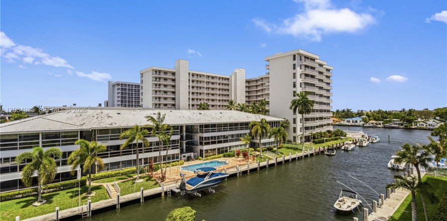 Condominio en Fort Lauderdale, Florida, 2 dormitorios  № 2069809