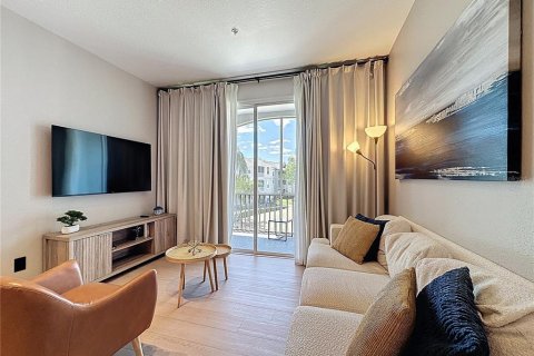 Купить кондоминиум в Киссимми, Флорида 9 комнат, 117.8м2, № 2099228 - фото 15