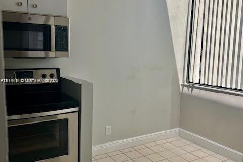 Condominio en alquiler en Plantation, Florida, 1 dormitorio, 77.29 m2 № 1890766 - foto 10