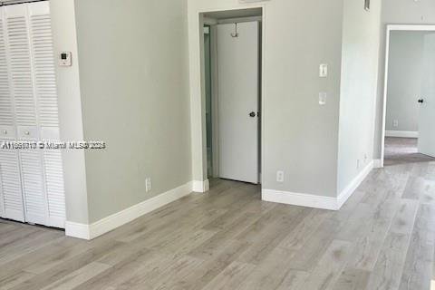 Condominio en alquiler en Plantation, Florida, 1 dormitorio, 77.29 m2 № 1890766 - foto 8