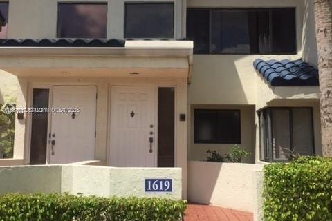Condominio en alquiler en Plantation, Florida, 1 dormitorio, 77.29 m2 № 1890766 - foto 1