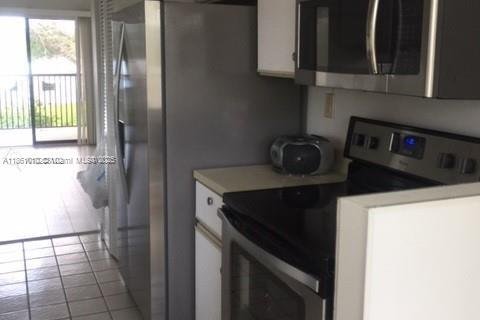 Condominio en alquiler en Plantation, Florida, 1 dormitorio, 77.29 m2 № 1890766 - foto 12