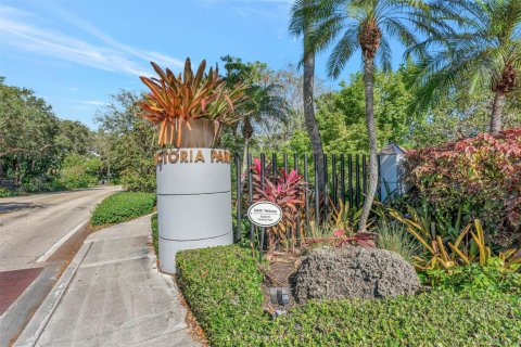 Casa en venta en Fort Lauderdale, Florida, 3 dormitorios, 174.1 m2 № 1186669 - foto 1