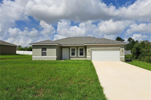 Снять в аренду виллу или дом в Окала, Флорида 4 спальни, 146.6м2, № 1849601 - фото 1