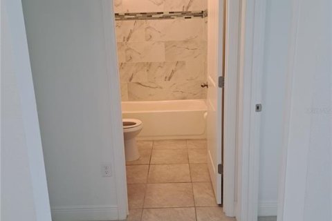 Снять в аренду виллу или дом в Окала, Флорида 4 спальни, 146.6м2, № 1849601 - фото 9