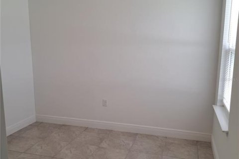 Снять в аренду виллу или дом в Окала, Флорида 4 спальни, 146.6м2, № 1849601 - фото 23