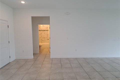 Снять в аренду виллу или дом в Окала, Флорида 4 спальни, 146.6м2, № 1849601 - фото 7