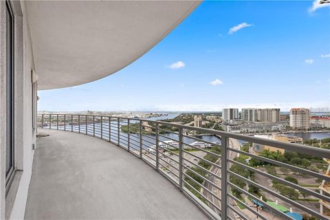Copropriété à louer à Tampa, Floride: 3 chambres, 161 m2 № 2166634 - photo 17