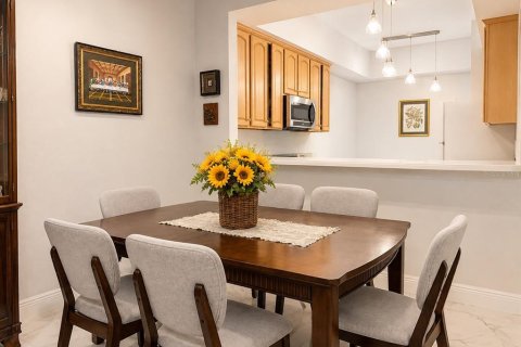 Condominio en venta en Orlando, Florida, 2 dormitorios, 130.53 m2 № 2319082 - foto 4