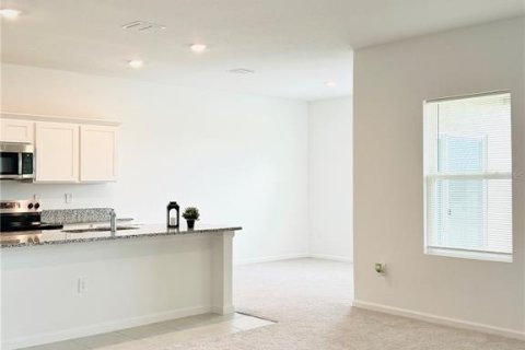 Villa ou maison à louer à Haines City, Floride: 3 chambres, 163.88 m2 № 2334059 - photo 6