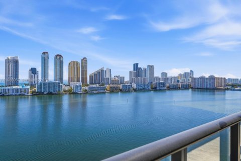 Condominio en venta en Aventura, Florida, 5 dormitorios, 410.35 m2 № 2089699 - foto 11