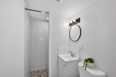 Villa ou maison à vendre à Bradenton, Floride: 3 chambres, 107.77 m2 № 2416786 - photo 19