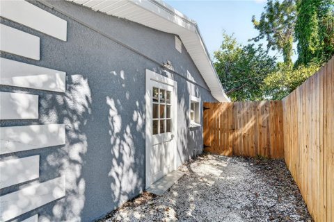 Villa ou maison à vendre à Bradenton, Floride: 3 chambres, 107.77 m2 № 2416786 - photo 3
