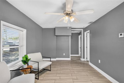 Villa ou maison à vendre à Bradenton, Floride: 3 chambres, 107.77 m2 № 2416786 - photo 10