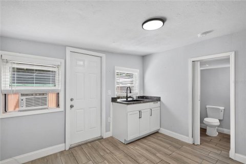 Villa ou maison à vendre à Bradenton, Floride: 3 chambres, 107.77 m2 № 2416786 - photo 25