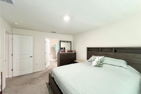 House in Ocala, Florida 4 bedrooms, 169.83 sq.m. № 2393759 - photo 13