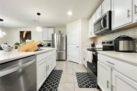 House in Ocala, Florida 4 bedrooms, 169.83 sq.m. № 2393759 - photo 6