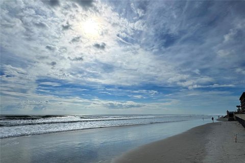Touwnhouse à vendre à New Smyrna Beach, Floride: 2 chambres, 102.19 m2 № 1894201 - photo 30