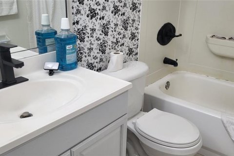 Copropriété à vendre à Tampa, Floride: 2 chambres, 100.06 m2 № 1916008 - photo 9