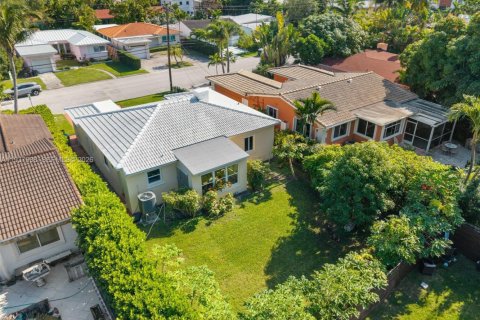 Купить виллу или дом в Серфсайд, Флорида 3 спальни, 115.01м2, № 1996660 - фото 8