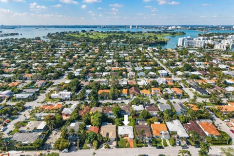 Купить виллу или дом в Серфсайд, Флорида 3 спальни, 115.01м2, № 1996660 - фото 5