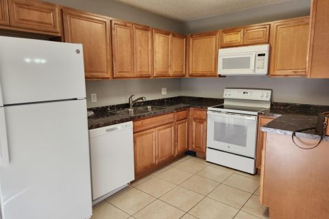 Adosado en alquiler en West Palm Beach, Florida, 3 dormitorios, 150.87 m2 № 2086228 - foto 3