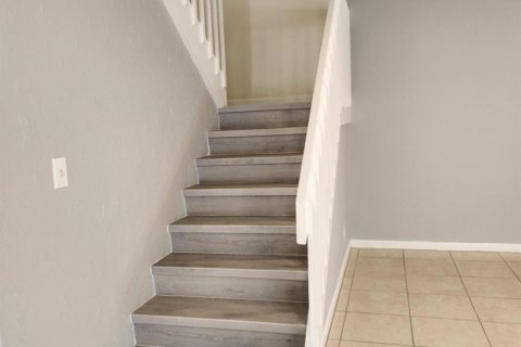 Adosado en alquiler en West Palm Beach, Florida, 3 dormitorios, 150.87 m2 № 2086228 - foto 13
