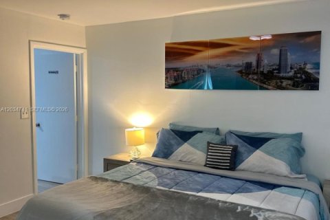 Villa ou maison à vendre à Miami, Floride: 7 chambres, 190.64 m2 № 2083608 - photo 20
