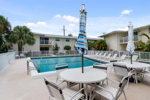 Condo in North Palm Beach, Florida, 3 bedrooms № 2260144 - photo 25