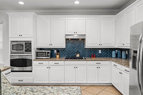 House in Four Corners, Florida 5 bedrooms, 297.75 sq.m. № 1780754 - photo 5