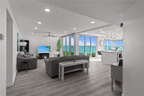 Copropriété à vendre à Saint Petersburg, Floride: 2 chambres, 122.17 m2 № 2308104 - photo 3