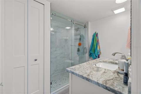 Copropriété à vendre à Saint Petersburg, Floride: 2 chambres, 122.17 m2 № 2308104 - photo 27
