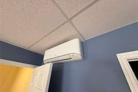 Immobilier commercial à vendre à West Palm Beach, Floride: 121.33 m2 № 2200291 - photo 8