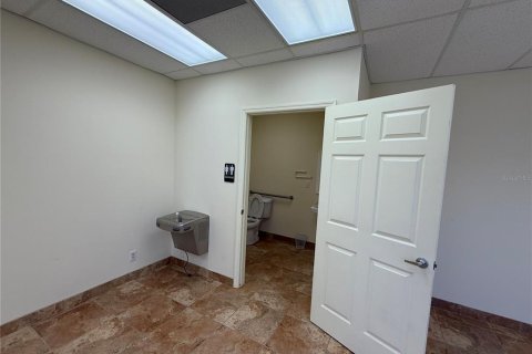Immobilier commercial à vendre à West Palm Beach, Floride: 121.33 m2 № 2200291 - photo 11
