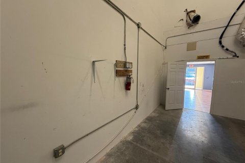 Immobilier commercial à vendre à West Palm Beach, Floride: 121.33 m2 № 2200291 - photo 13