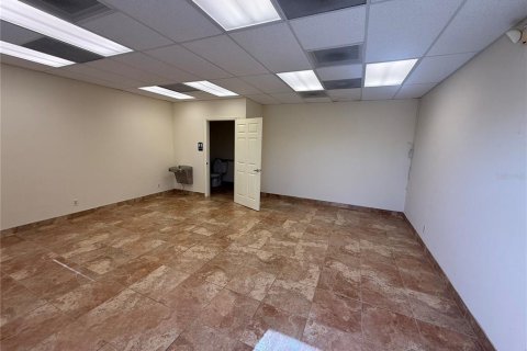 Immobilier commercial à vendre à West Palm Beach, Floride: 121.33 m2 № 2200291 - photo 3