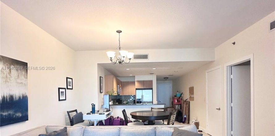 Condo in Miami, Florida, 1 bedroom  № 2002276
