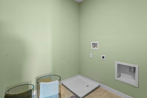 Casa en alquiler en Davenport, Florida, 5 dormitorios, 227.33 m2 № 1564287 - foto 3