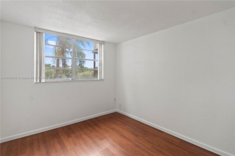 Condominio en venta en Plantation, Florida, 2 dormitorios, 100.33 m2 № 1943154 - foto 20