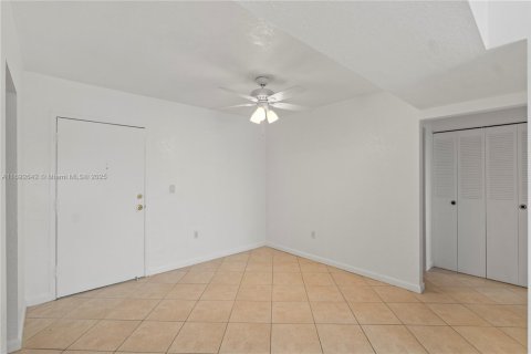 Condominio en venta en Plantation, Florida, 2 dormitorios, 100.33 m2 № 1943154 - foto 5