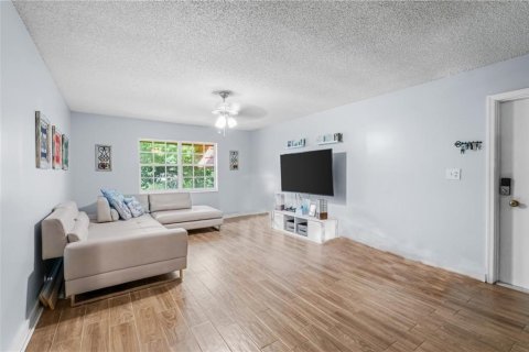 Copropriété à vendre à Coral Springs, Floride: 3 chambres, 126.81 m2 № 2182245 - photo 10