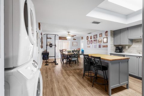 Copropriété à vendre à Coral Springs, Floride: 3 chambres, 126.81 m2 № 2182245 - photo 5