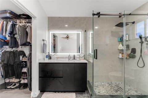 Touwnhouse à vendre à Miami, Floride: 3 chambres, 135.82 m2 № 2407829 - photo 17