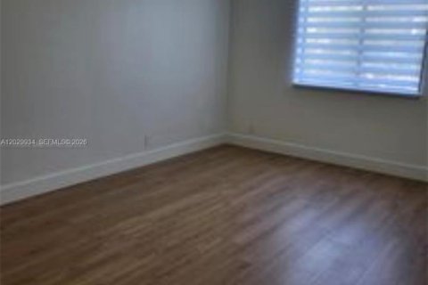 Copropriété à louer à Deerfield Beach, Floride: 2 chambres, 95.97 m2 № 2086970 - photo 7