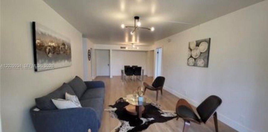 Condo à Deerfield Beach, Floride, 2 chambres  № 2086970