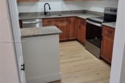 Copropriété à louer à Deerfield Beach, Floride: 2 chambres, 95.97 m2 № 2086970 - photo 3