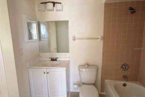 Снять в аренду квартиру в Киссимми, Флорида 2 спальни, 122.91м2, № 2199225 - фото 11